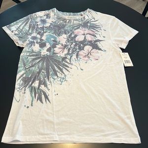NWT Floral Skull Tee